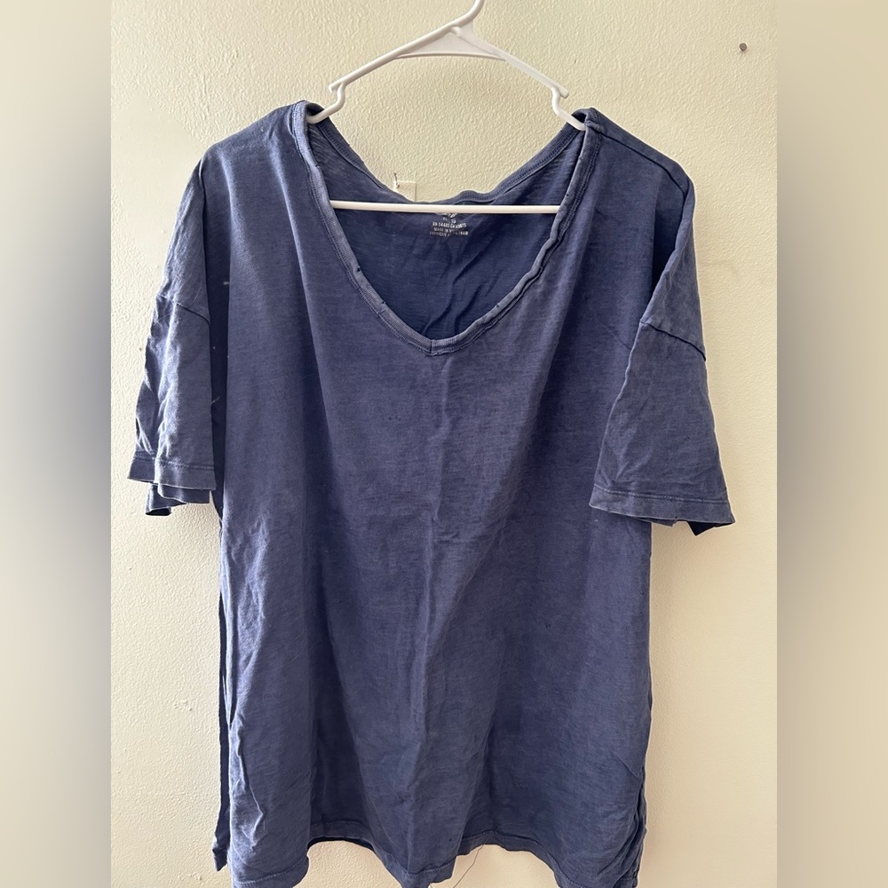 Women’s Aerie real soft oversized v-neck t-shirt, great condition, blue, size XL